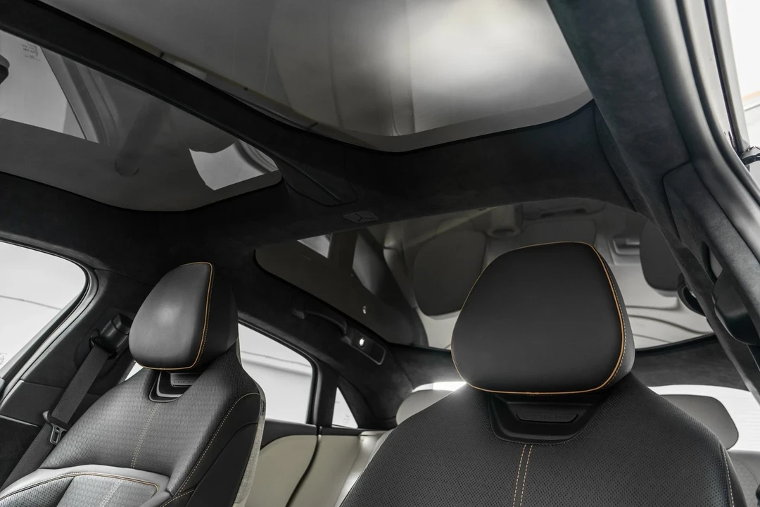 2022 Lucid Air - Image 18 of 21