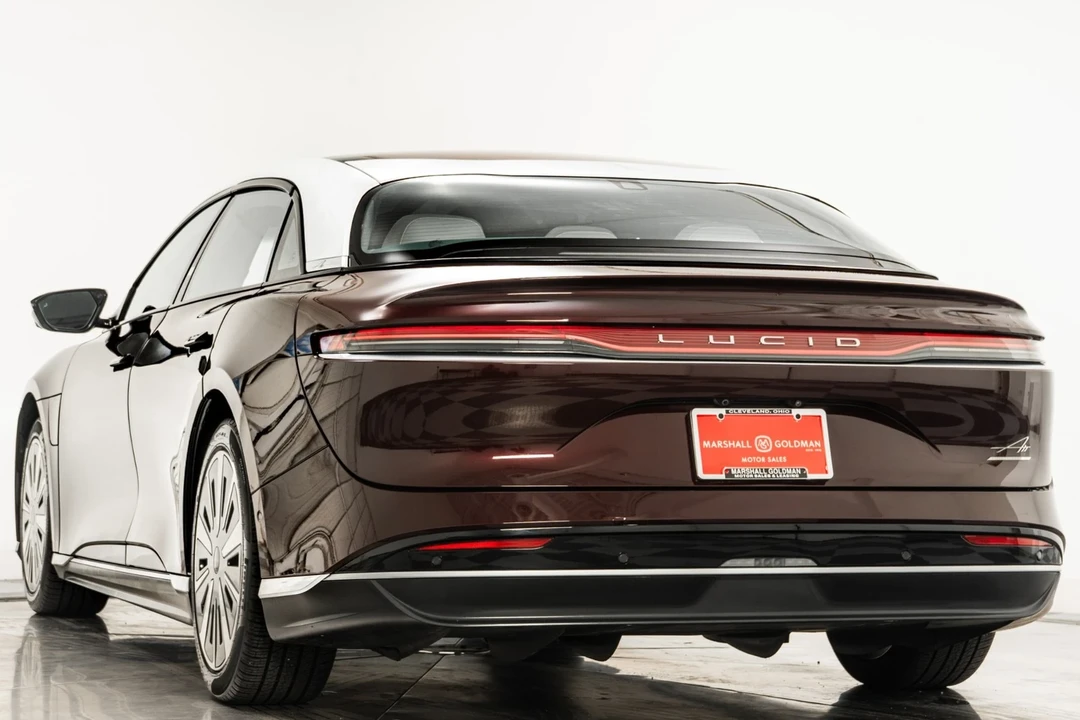 2022 Lucid Air - Image 7 of 12