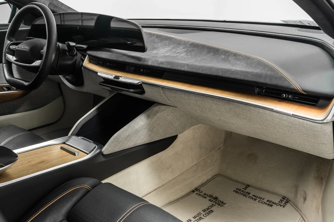 2022 Lucid Air - Image 14 of 21