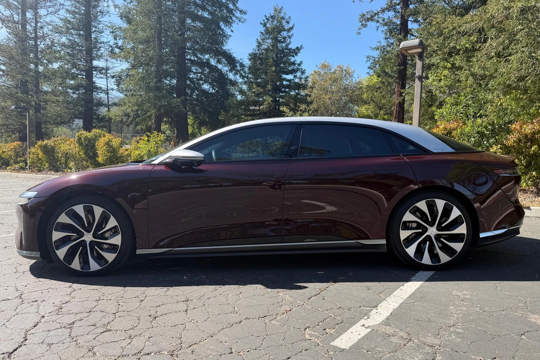 2022 Lucid Air - Image 3 of 31