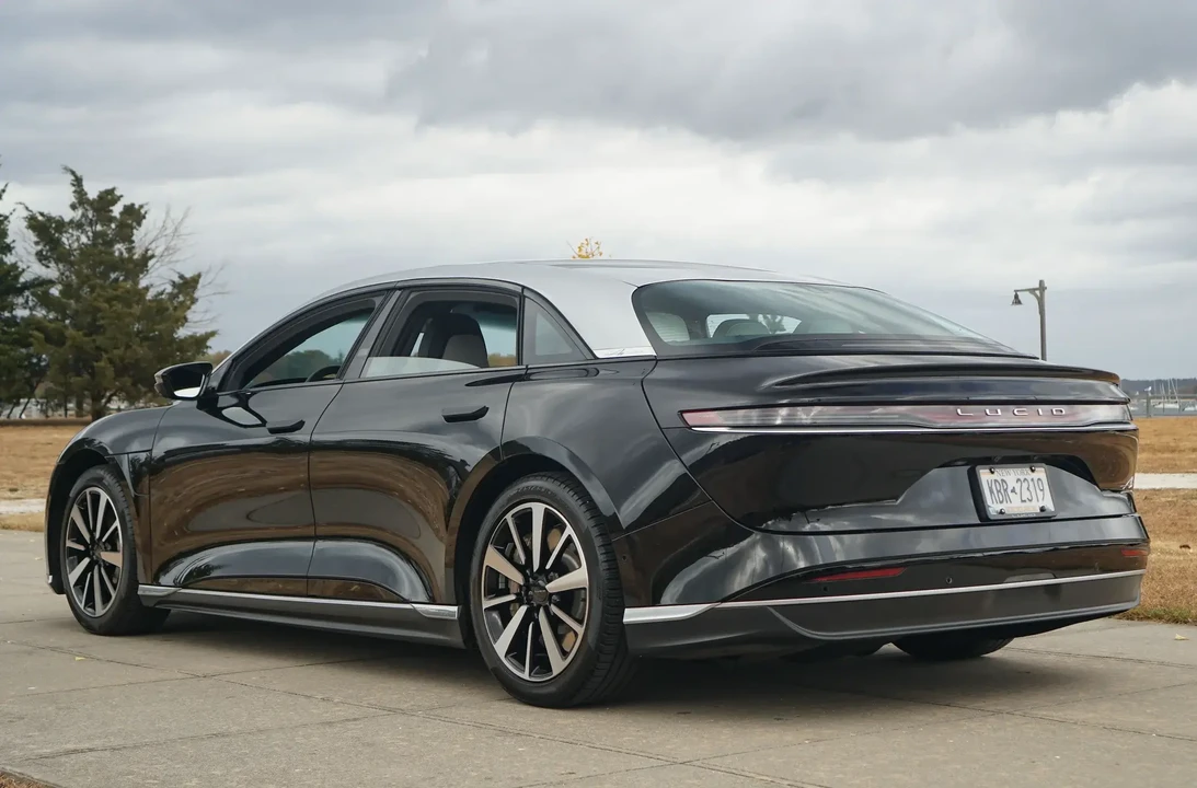 2022 Lucid Air - Image 5 of 6