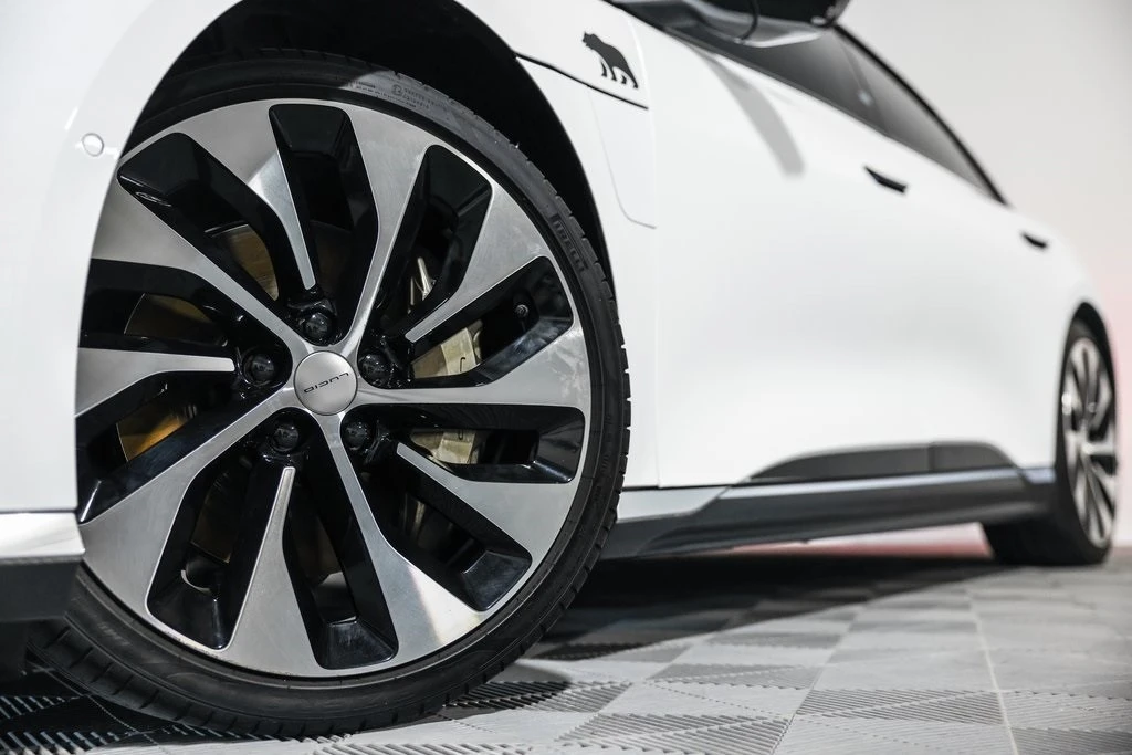 2022 Lucid Air - Image 11 of 21