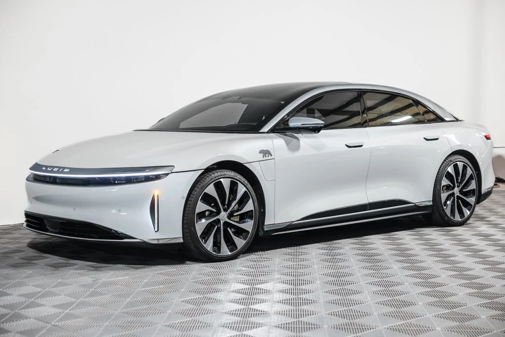 2022 Lucid Air - Image 17 of 21