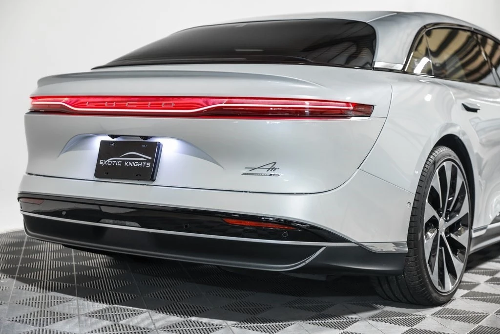 2022 Lucid Air - Image 8 of 21