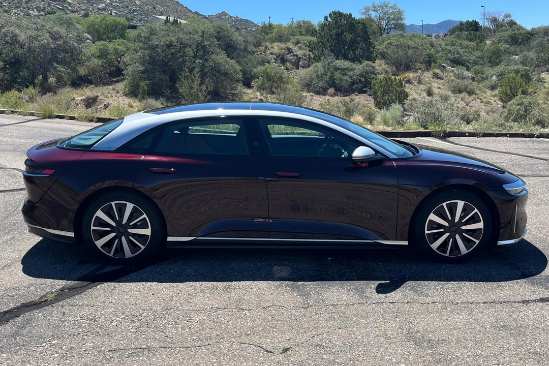 2022 Lucid Air - Image 3 of 31