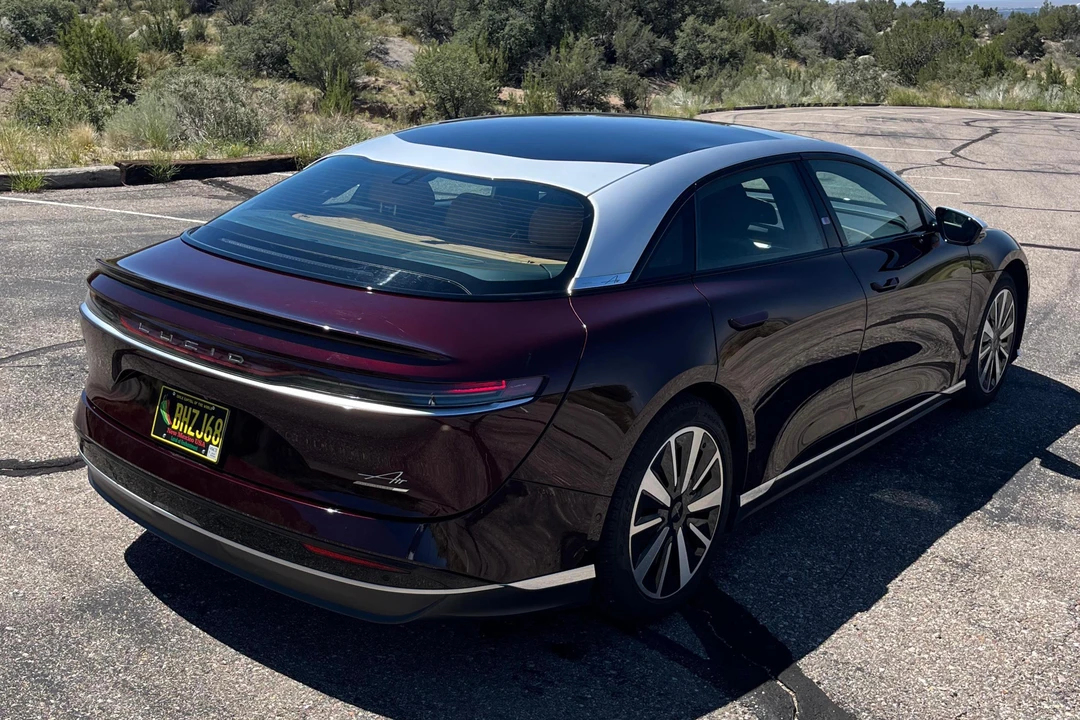2022 Lucid Air - Image 4 of 31