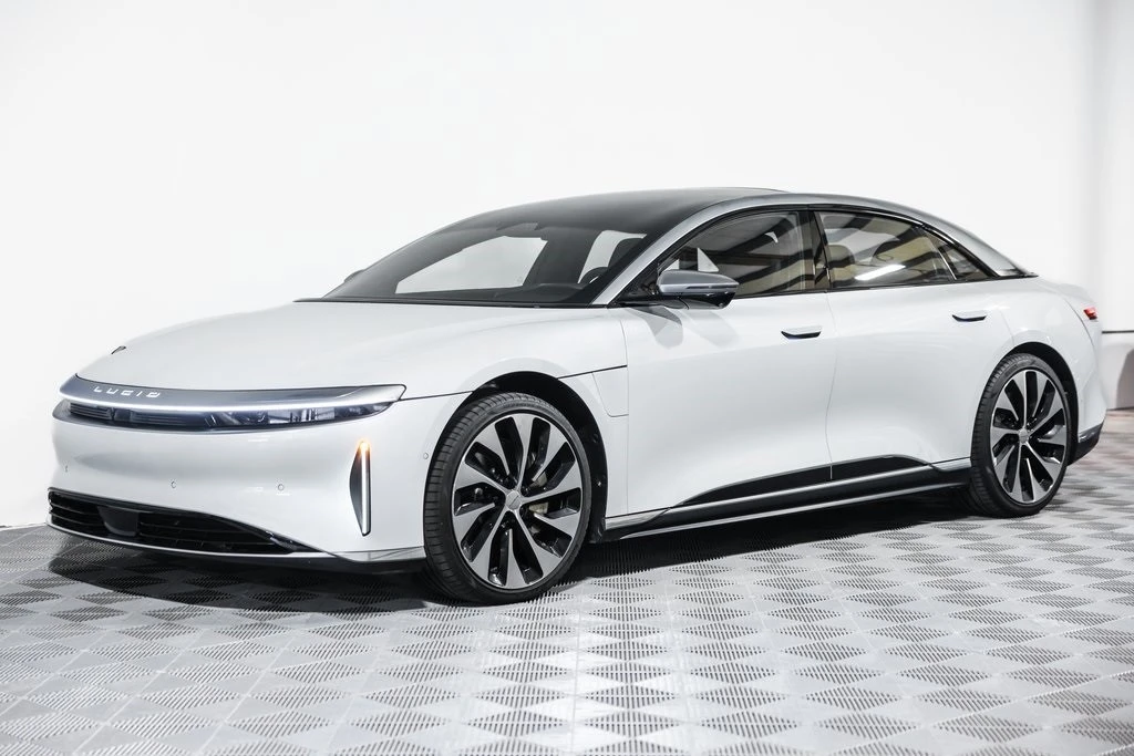 2022 Lucid Air - Image 18 of 21