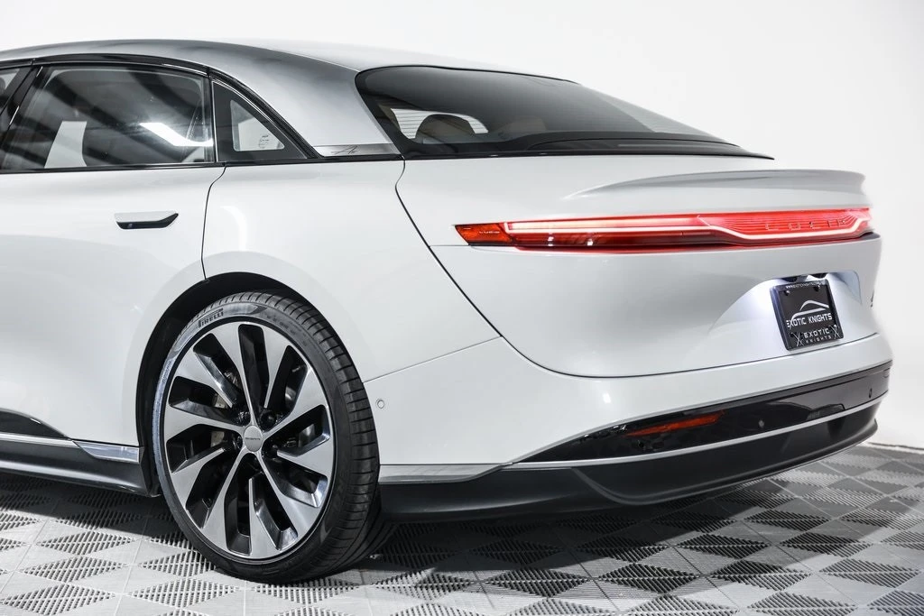 2022 Lucid Air - Image 17 of 21