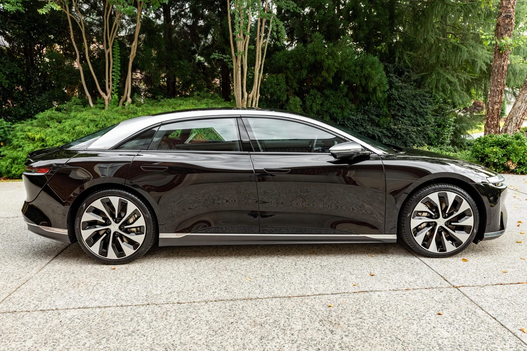 2022 Lucid Air - Image 3 of 31