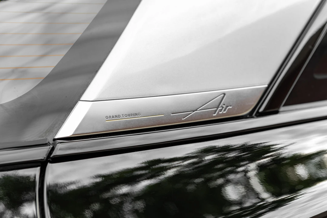 2022 Lucid Air - Image 29 of 31