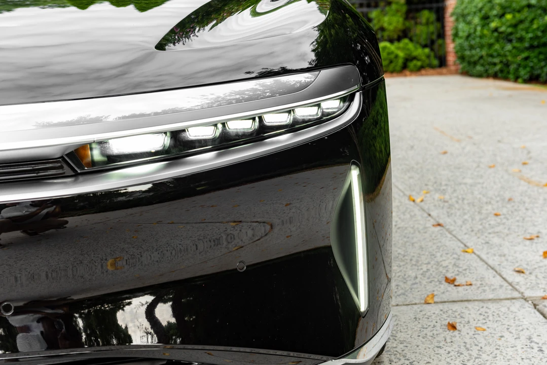 2022 Lucid Air - Image 16 of 31
