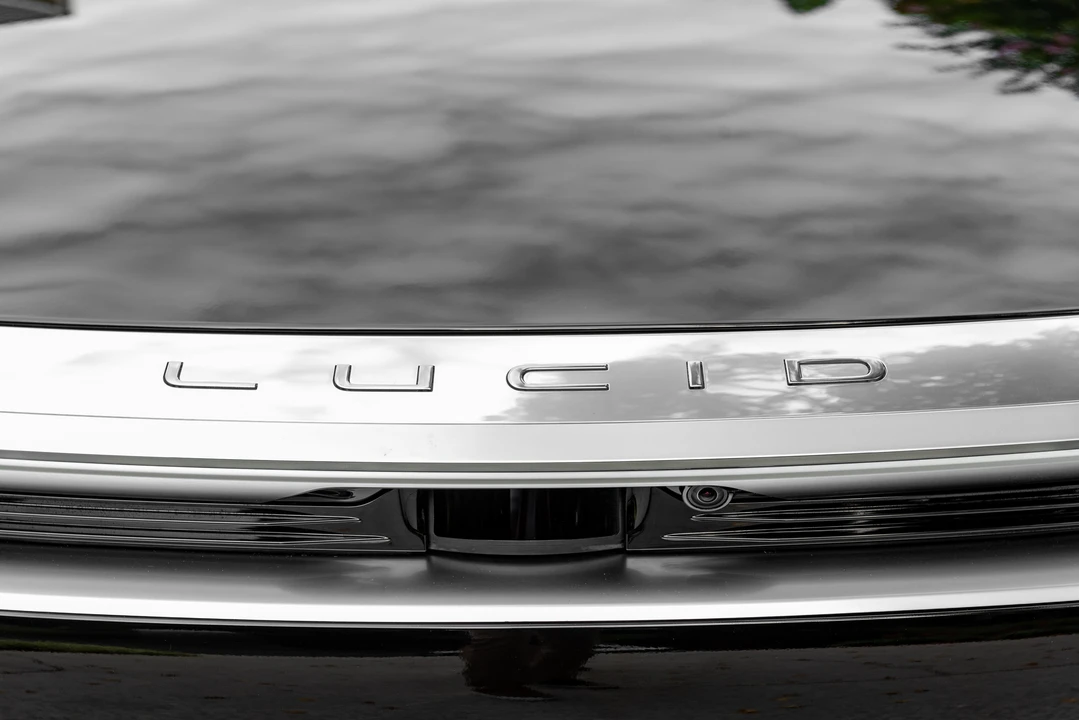 2022 Lucid Air - Image 14 of 31