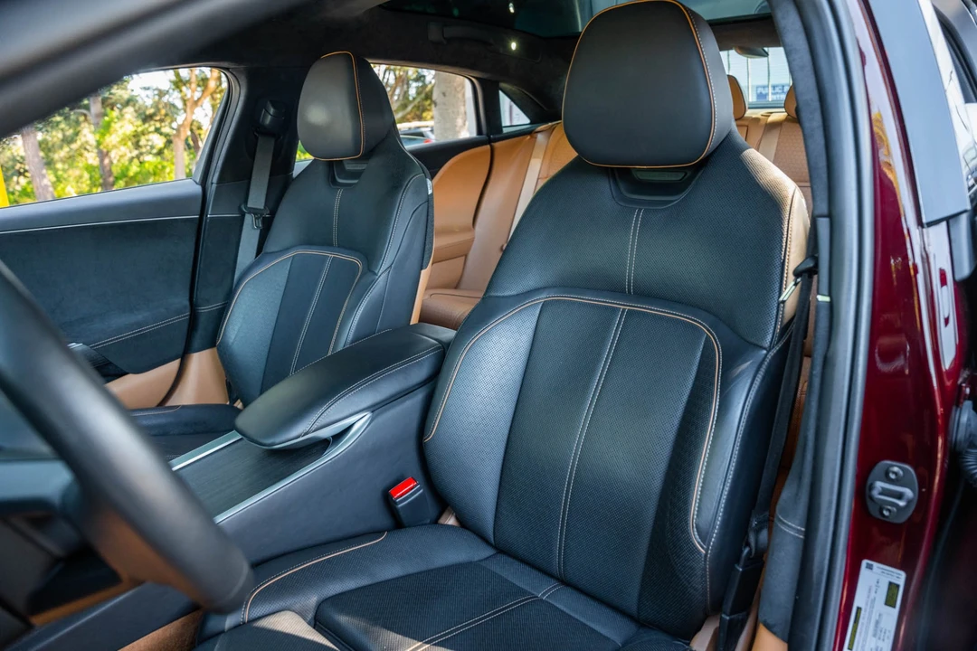 2022 Lucid Air - Image 4 of 5