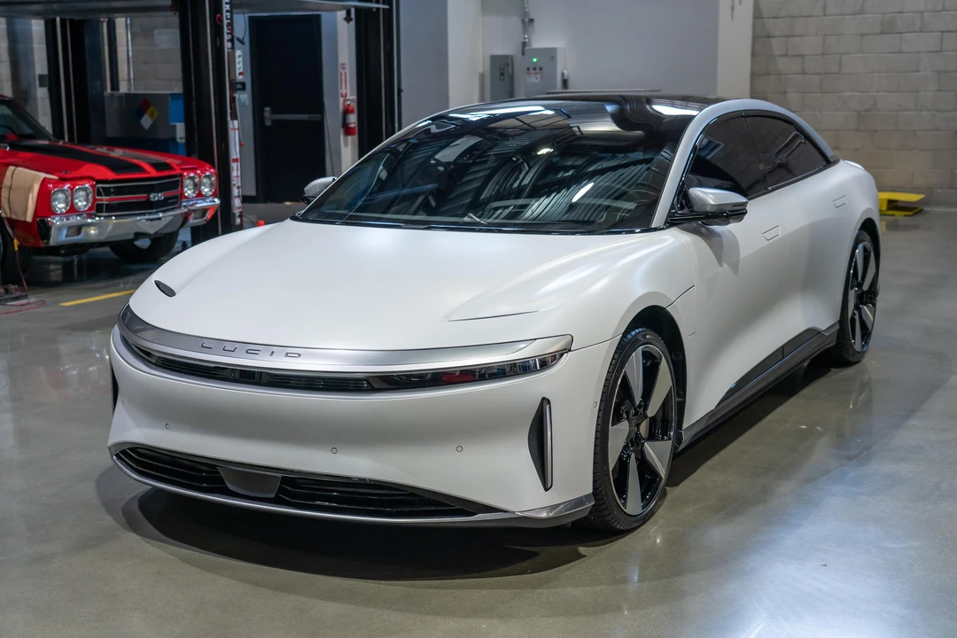 2022 Lucid Air - Image 10 of 31