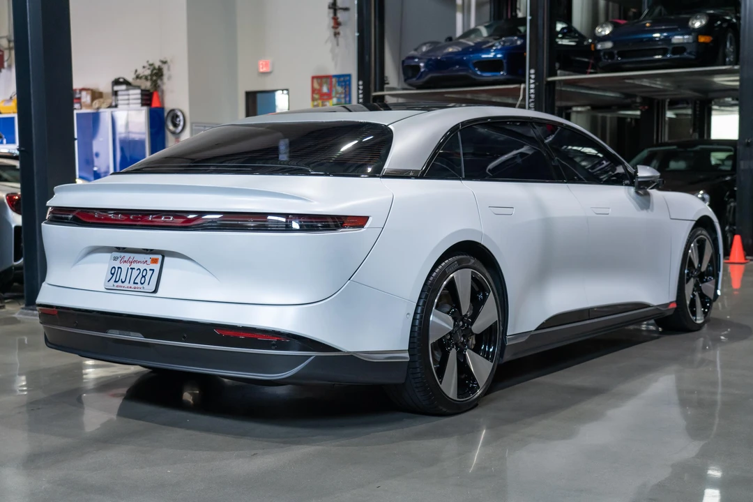 2022 Lucid Air - Image 25 of 31
