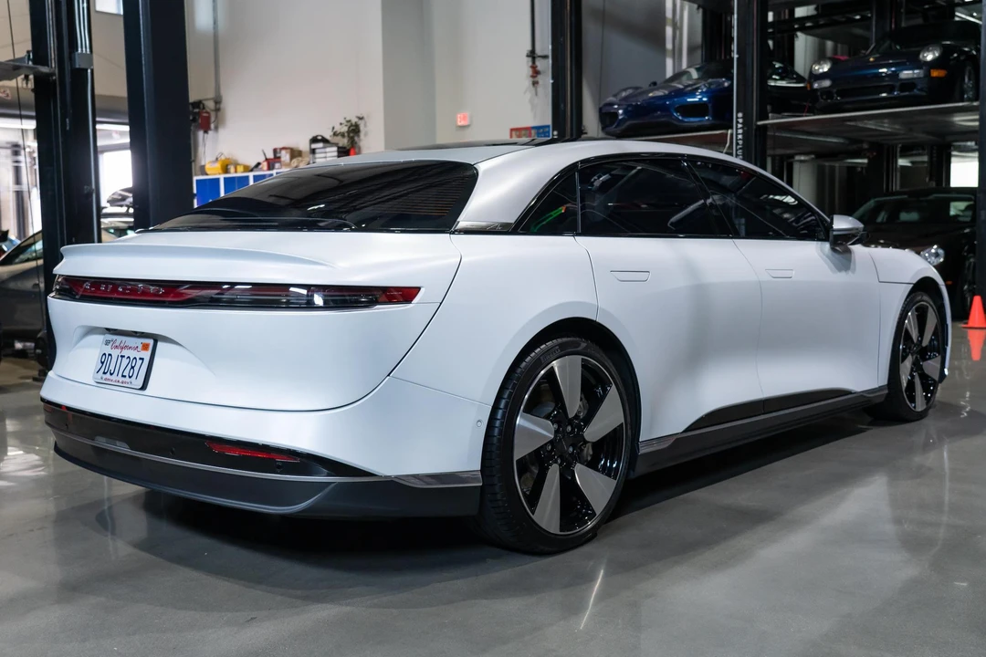 2022 Lucid Air - Image 4 of 31