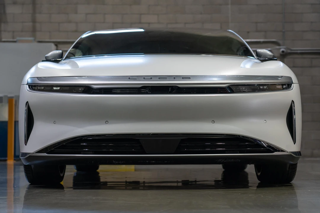 2022 Lucid Air - Image 2 of 31