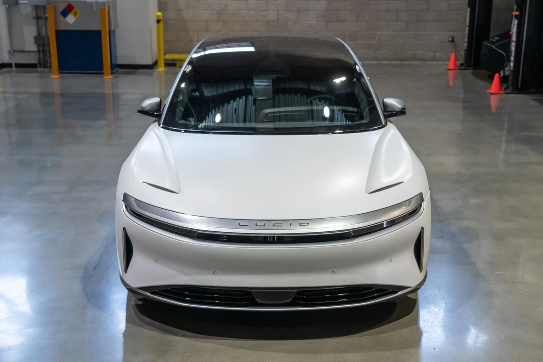 2022 Lucid Air - Image 6 of 31