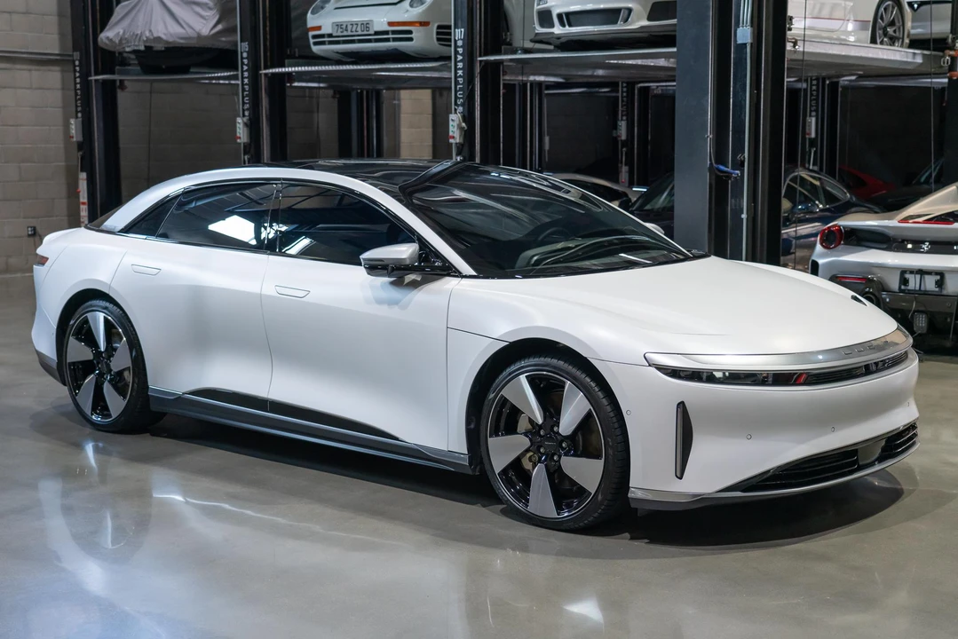 2022 Lucid Air - Image 27 of 31