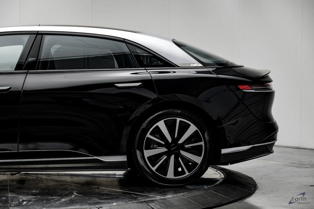 2022 Lucid Air - Image 7 of 12
