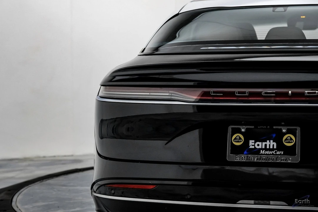 2022 Lucid Air - Image 12 of 12