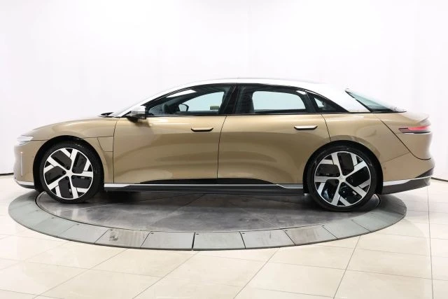 2022 Lucid Air - Image 8 of 21