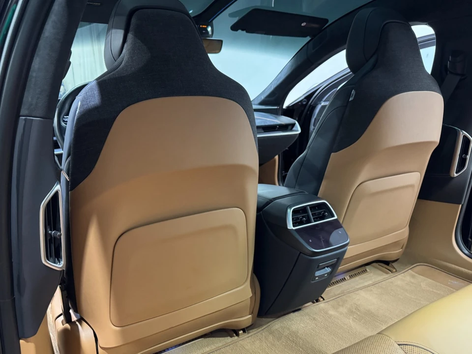 2022 Lucid Air - Image 17 of 21