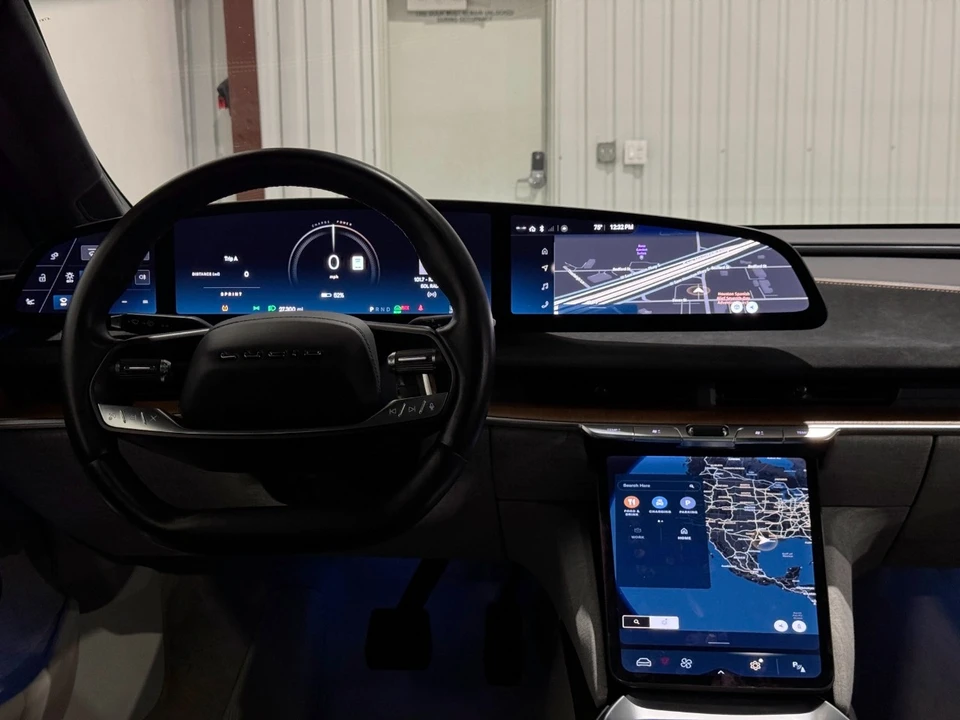 2022 Lucid Air - Image 19 of 21