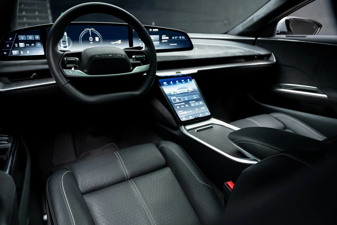 2022 Lucid Air - Image 2 of 12