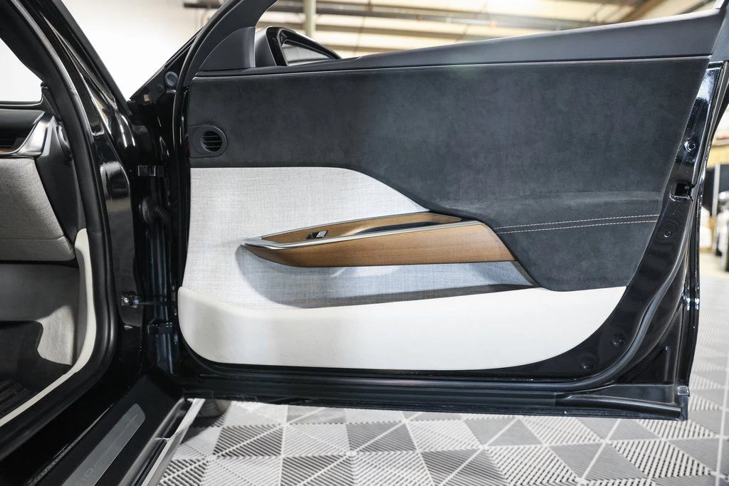 2022 Lucid Air - Image 18 of 21