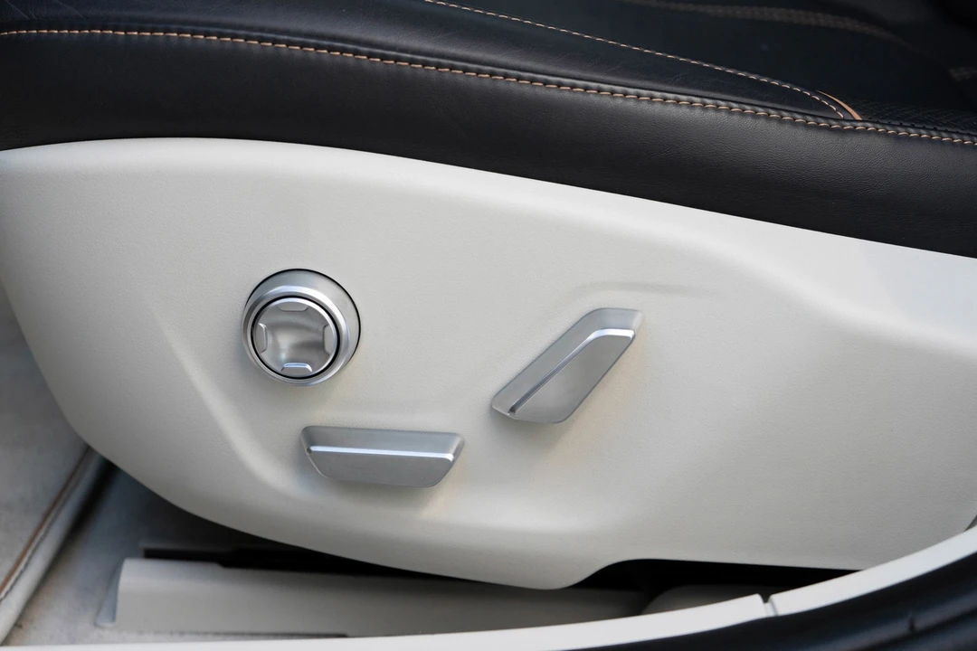 2022 Lucid Air - Image 13 of 21
