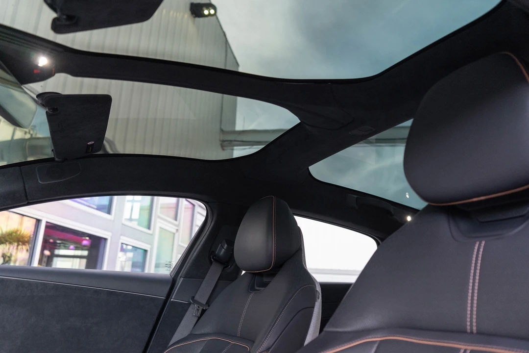 2022 Lucid Air - Image 15 of 21