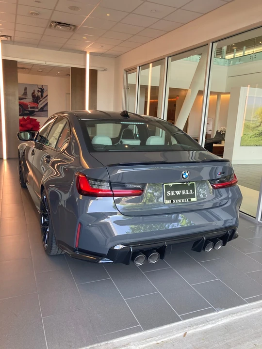 2022 BMW 3 Series - Image 8 of 12