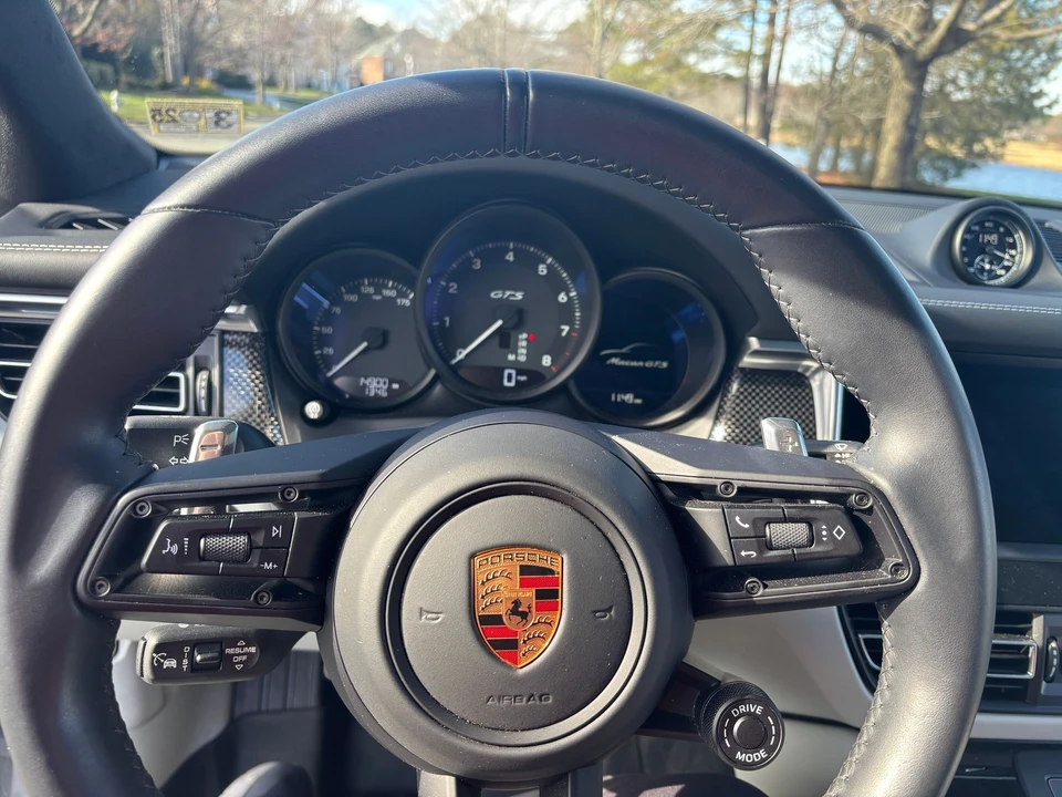 2022 Porsche Macan GTS - Image 7 of 20