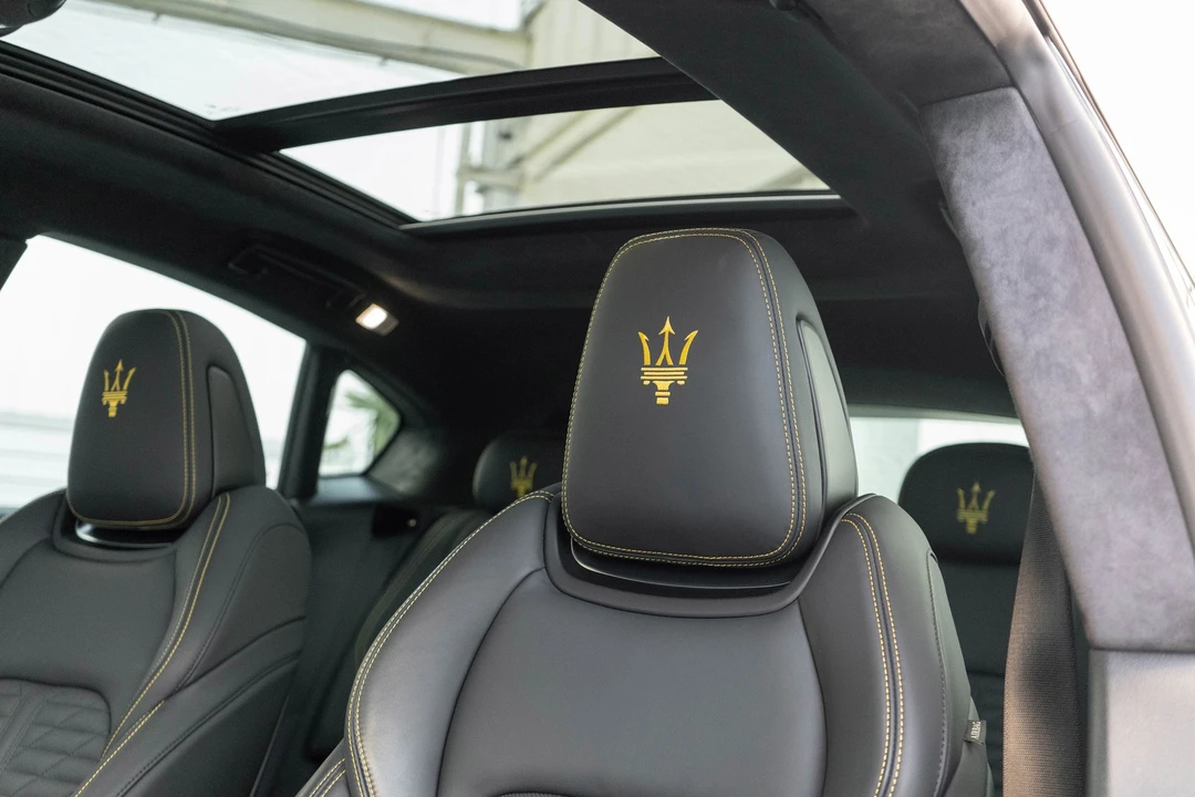 2022 Maserati Levante - Image 12 of 21