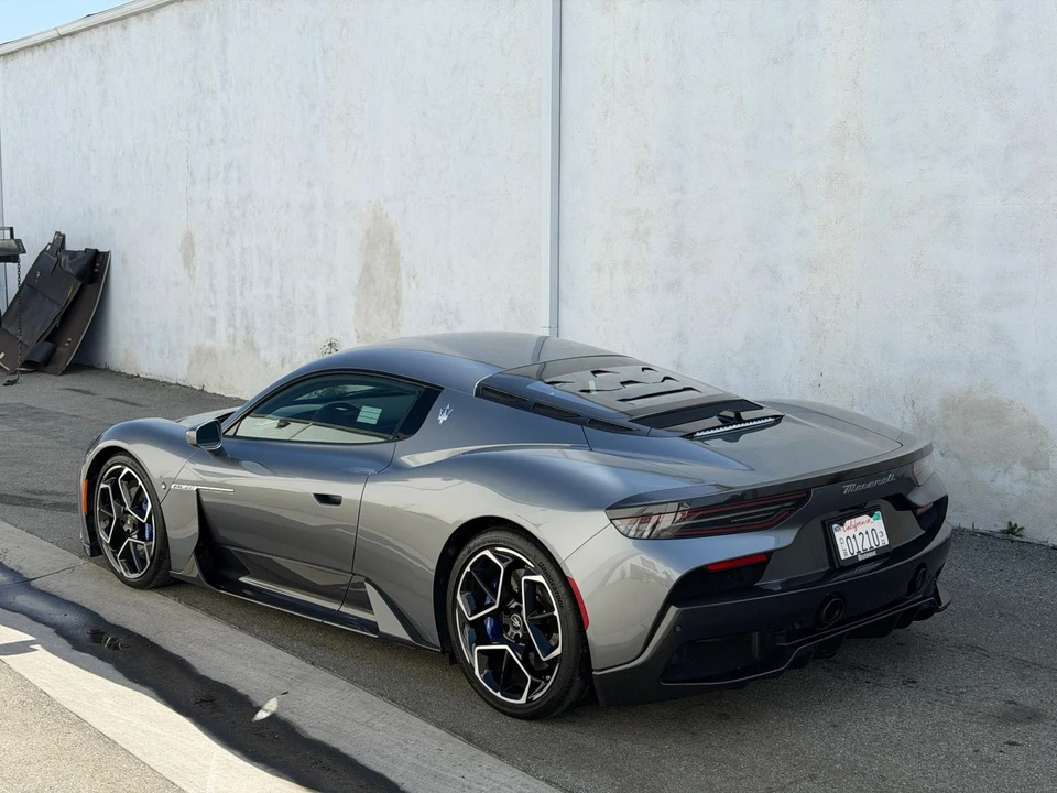 2022 Maserati MC20 - Image 5 of 14