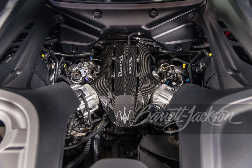2022 Maserati MC20 - Image 2 of 31