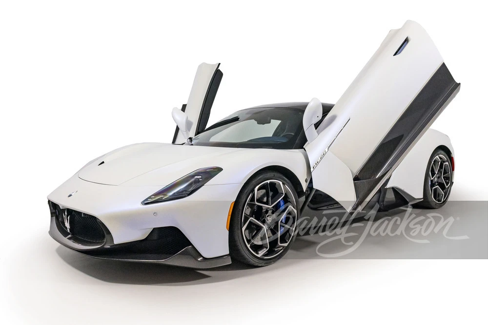 2022 Maserati MC20 - Image 11 of 31