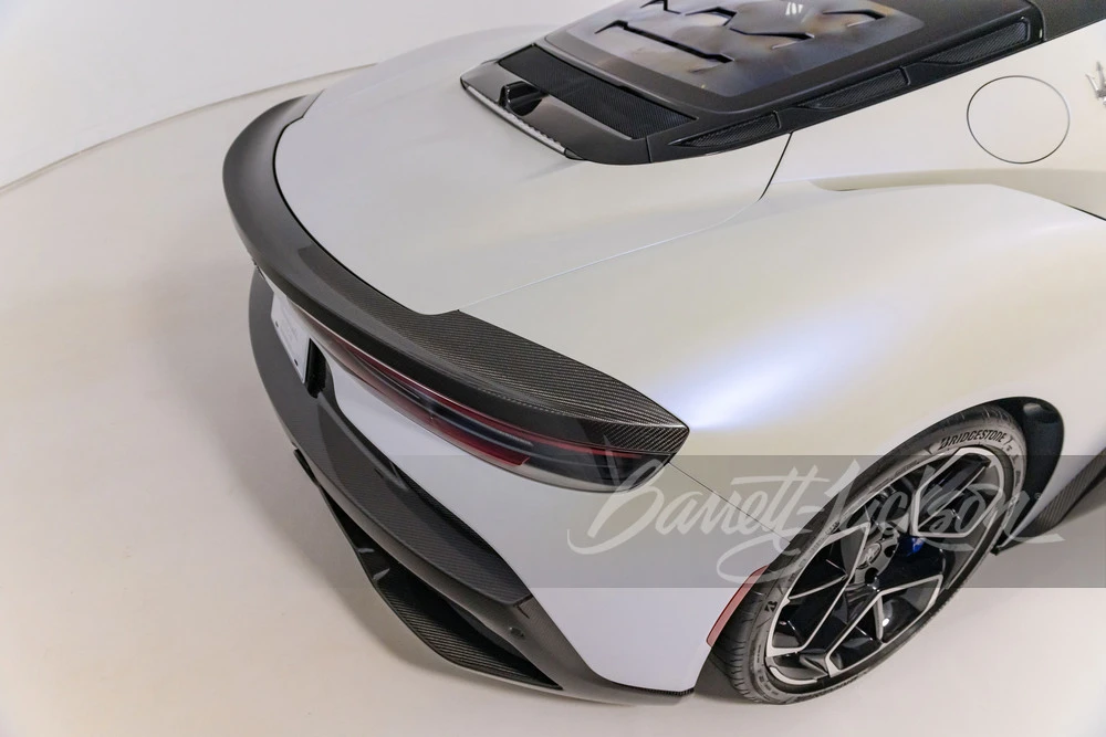 2022 Maserati MC20 - Image 12 of 31