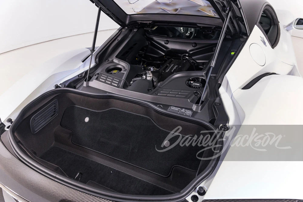 2022 Maserati MC20 - Image 16 of 31