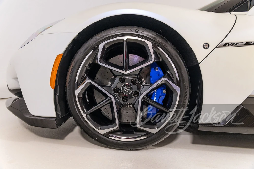 2022 Maserati MC20 - Image 24 of 31