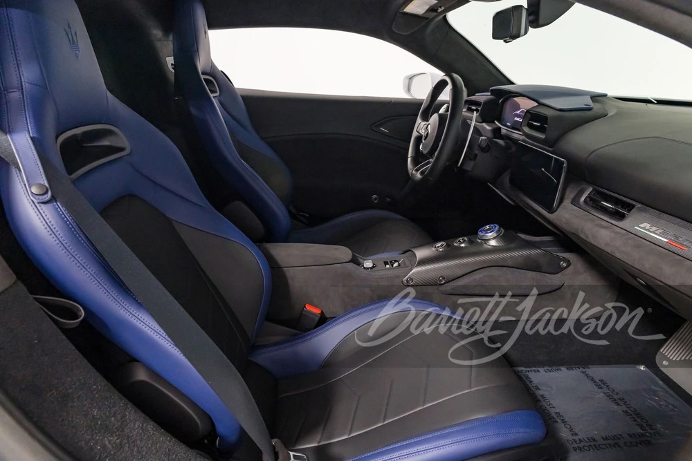 2022 Maserati MC20 - Image 26 of 31