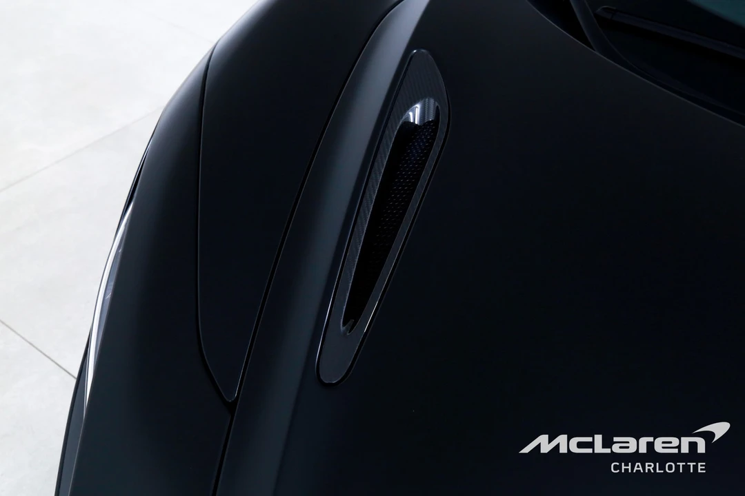 2022 McLaren 720S Spider - Image 30 of 31