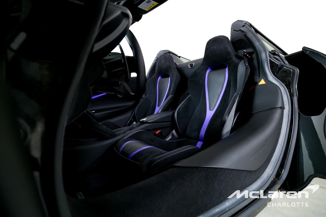 2022 McLaren 720S Spider - Image 13 of 31