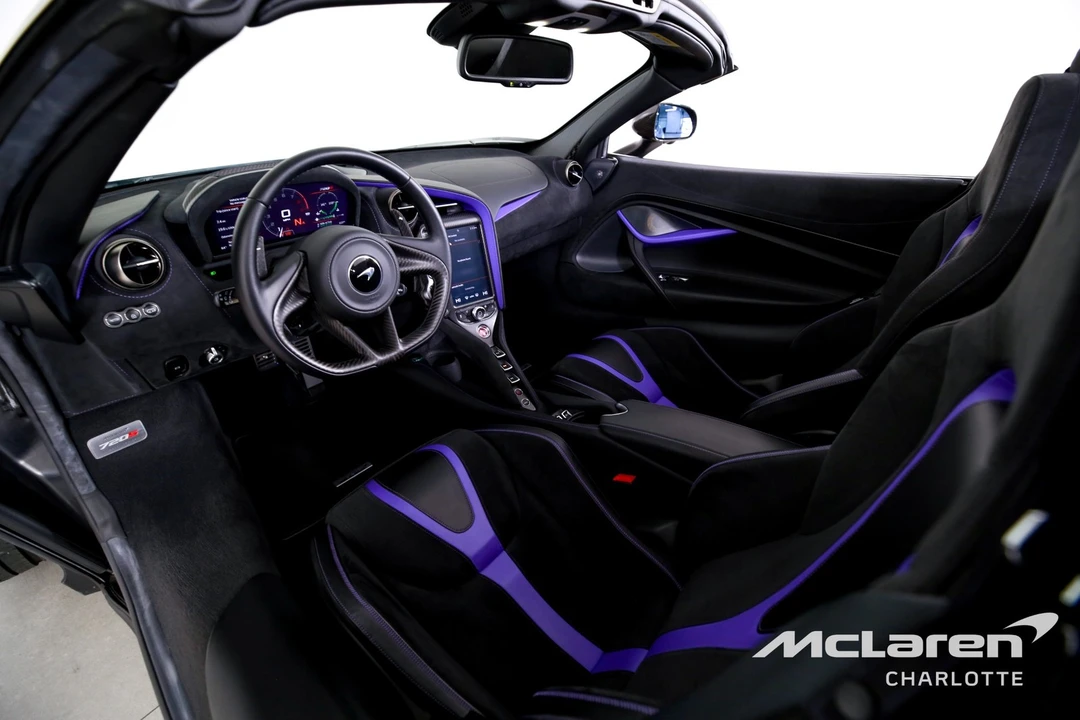 2022 McLaren 720S Spider - Image 14 of 31