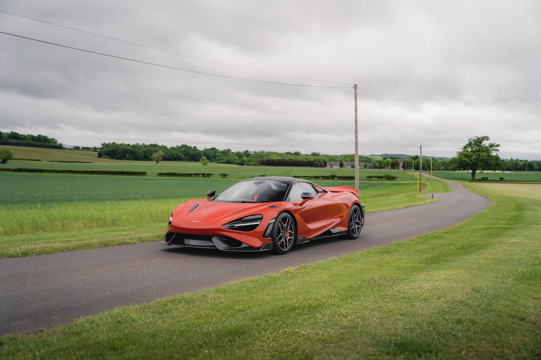 2022 McLaren 765LT Spider - Image 10 of 31