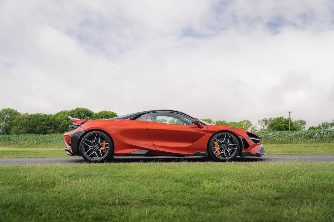 2022 McLaren 765LT Spider - Image 5 of 31