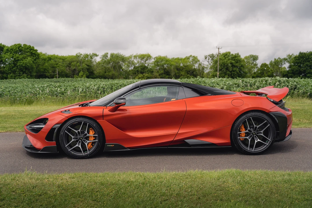 2022 McLaren 765LT Spider - Image 17 of 31