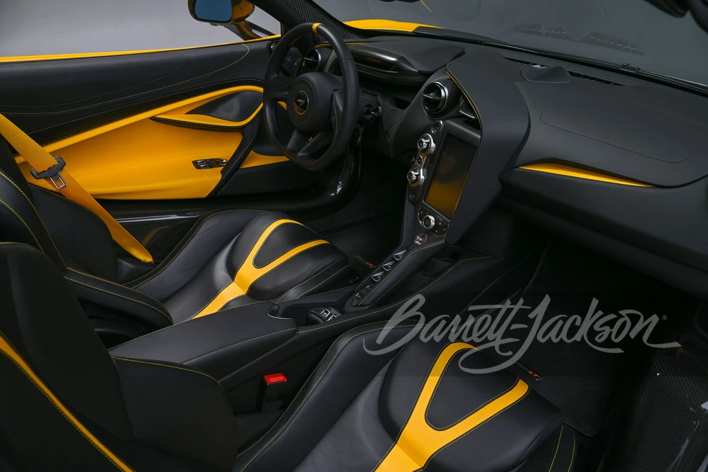 2022 McLaren 765LT Spider - Image 3 of 31