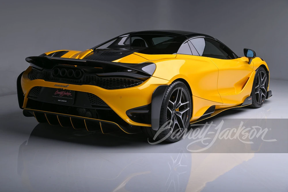 2022 McLaren 765LT Spider - Image 7 of 31